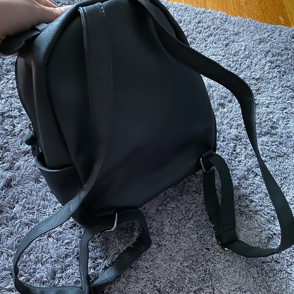 Small Grey backpack - Picture 2 of 6